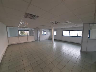 Vente Local commercial METZ-TESSY 74370