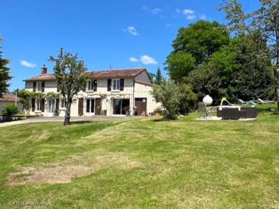 Vente Maison 5 pices NANTEUIL-EN-VALLEE 16700