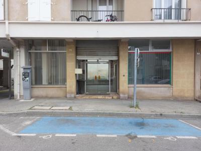 Location Commerce CAVAILLON 84300