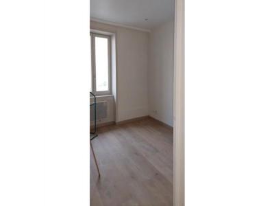 Location Appartement 2 pices FONTAINES-SUR-SAONE 69270