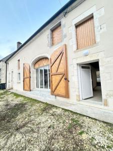 Location Maison 4 pices BUE 18300