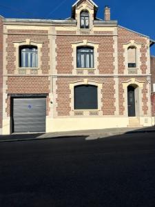 Vente Maison 11 pices SAINT-QUENTIN 02100