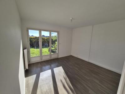 Location Appartement ROCROI 08230