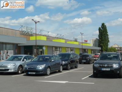 Location Local commercial MONDELANGE 57300