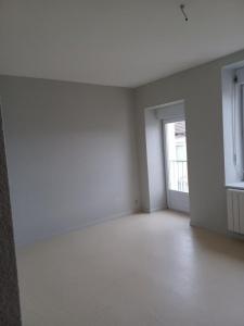 Location Appartement 2 pices ROZIER-EN-DONZY 42810