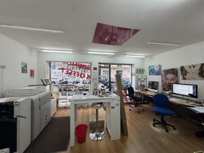 Location Local commercial PARIS-11EME-ARRONDISSEMENT 75011