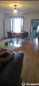 Location Appartement 2 pices ROQUEBRUNE-SUR-ARGENS 83520