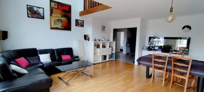 Vente Appartement 5 pices PONTAULT-COMBAULT 77340