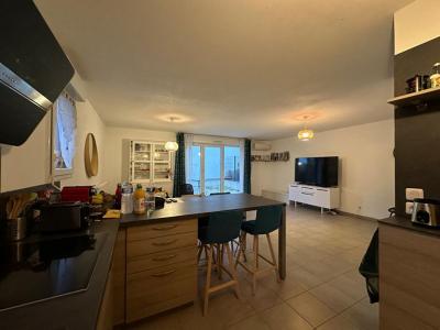 Vente Appartement 4 pices SAINT-JEAN-DE-VEDAS 34430