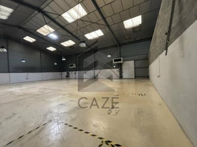 Location Commerce HAILLAN 33185