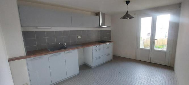 Location Maison 3 pices VILLENEUVE-LA-COMPTAL 11400