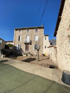 Vente Immeuble BAS-EN-BASSET 43210