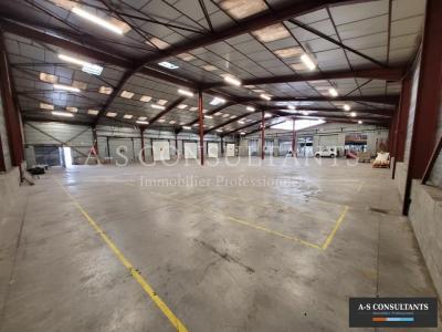 Location Commerce SAINT-PRIEST 69800