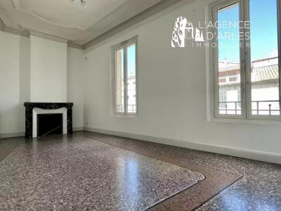 Vente Appartement 6 pices ARLES 13200