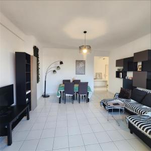 Location Appartement 4 pices MARSEILLE-8EME-ARRONDISSEMENT 13008