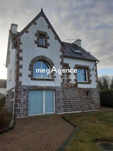 Vente Maison 7 pices LANVOLLON 22290