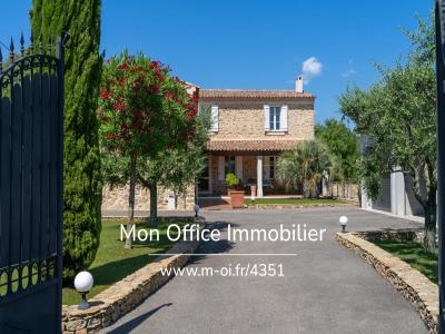 Vente Maison 9 pices CASTELLET 83330