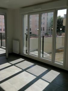 Vente Appartement 4 pices VENISSIEUX 69200