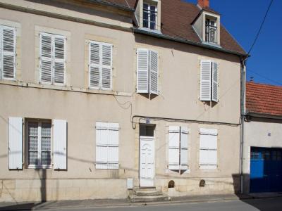 Location Appartement 4 pices SAINT-AMAND-MONTROND 18200