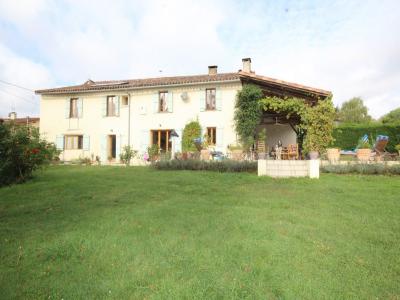 Vente Maison 8 pices FOIX 09000