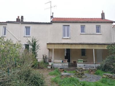 Vente Maison 9 pices CHOLET 49300