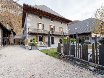 Vente Maison 10 pices DOUSSARD 74210