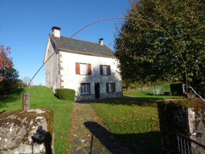 Vente Maison 5 pices SAINT-MARTIN-CANTALES 15140