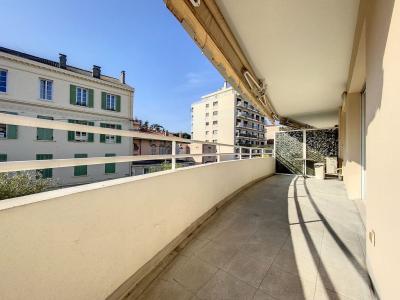 Vente Appartement 3 pices CANNES 06400