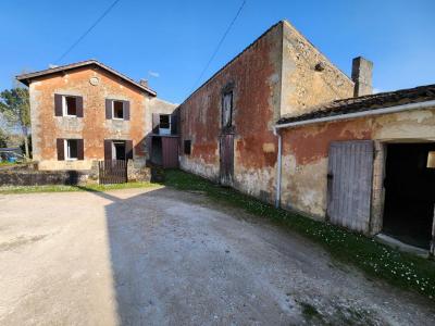 Vente Maison 5 pices BERSON 33390