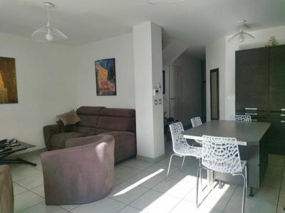 Vente Maison 5 pices PORT-DE-BOUC 13110