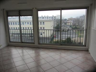 Location Appartement 3 pices CLICHY-SOUS-BOIS 93390
