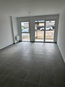 Location Appartement 3 pices LONGVIC 21600