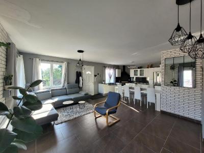 Vente Maison 4 pices SAINT-JEAN-D'ANGELY 17400
