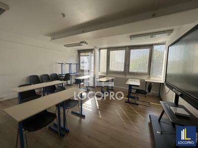 Location Bureau CANNET 06110