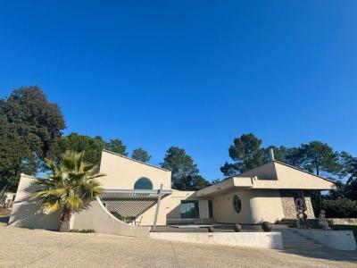 Vente Maison 7 pices UZES 30700