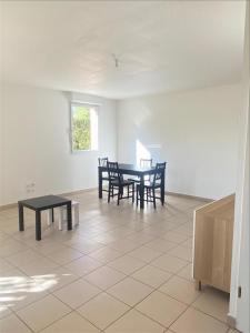 Location Appartement 3 pices CAZERES 31220