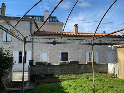 Vente Maison 6 pices VELINES 24230