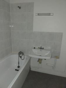 Location Appartement 3 pices CHATEAU-RENAULT 37110