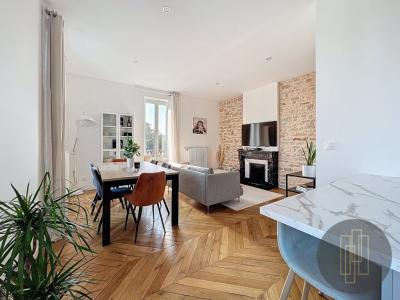 Vente Appartement 3 pices LIMAS 69400