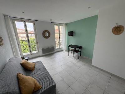 Location Appartement MARSEILLE-2EME-ARRONDISSEMENT 13002