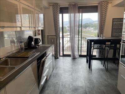 Location Appartement 4 pices TOULON 83000