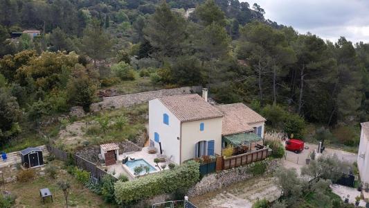 Vente Maison 4 pices VARAGES 83670