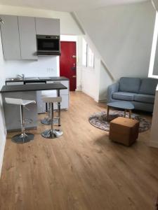 Location Appartement 2 pices PARIS-18EME-ARRONDISSEMENT 75018