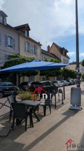Vente Local commercial LONS-LE-SAUNIER 39000