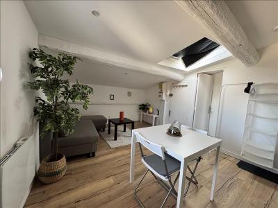 Location Appartement TOULON 83000