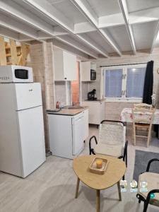 Location Maison 2 pices COULOMMIERS-LA-TOUR 41100