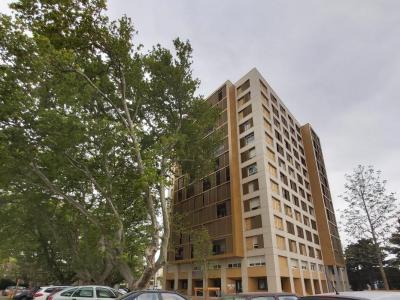 Location Appartement 4 pices AVIGNON 84000