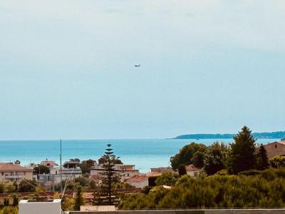Vente Appartement 2 pices CAGNES-SUR-MER 06800