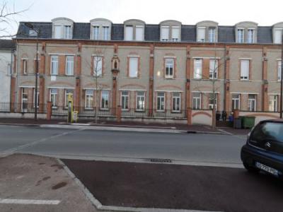 Location Appartement 3 pices SAINT-JEAN-DE-LA-RUELLE 45140