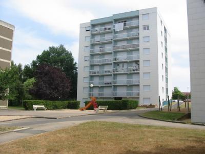 Location Appartement 4 pices COMMENTRY 03600